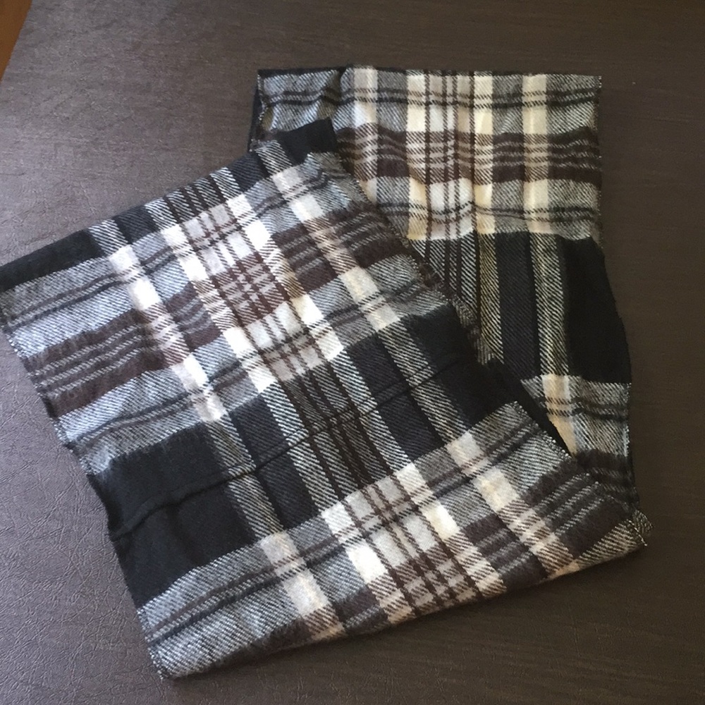 Black, brown and cream colored infinity scarf